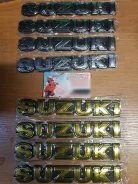 Шильдик Suzuki металл