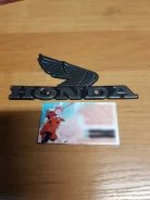Шильдик Honda Крыло